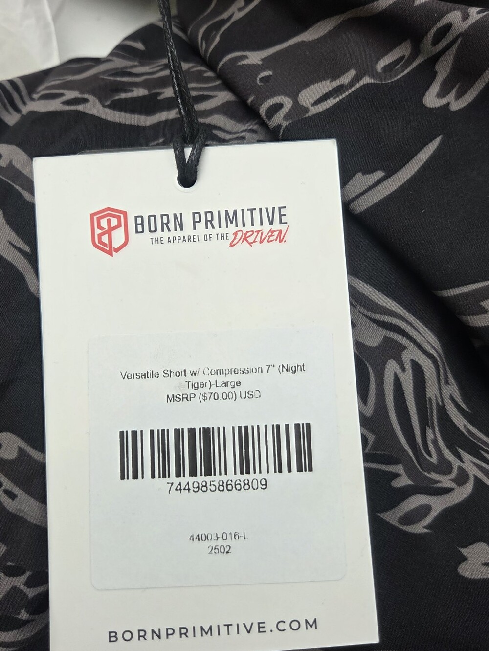 Born Primitive Men's Versatile Short with Compression 7" Large - Picture 6 of 8
